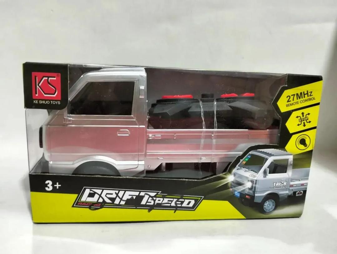 Neon Green 27MHz RC Truck for Kids - Image 4