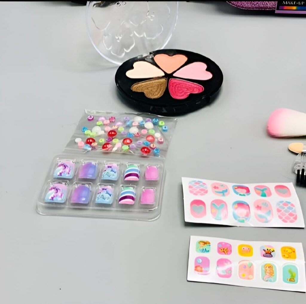2-in-1 Beauty Makeup Pretend Play Bag Set for Kids – Safe Cosmetic Toy Set
